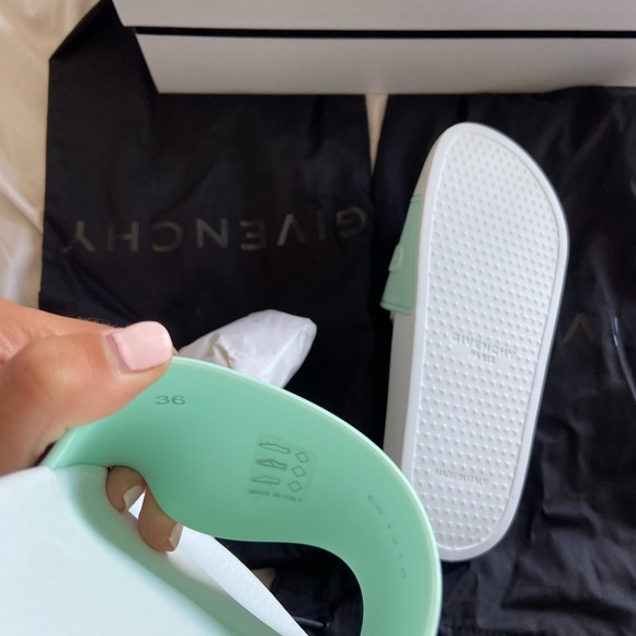 Givenchy slides White/Aqua size 36 - Picture 3 of 4